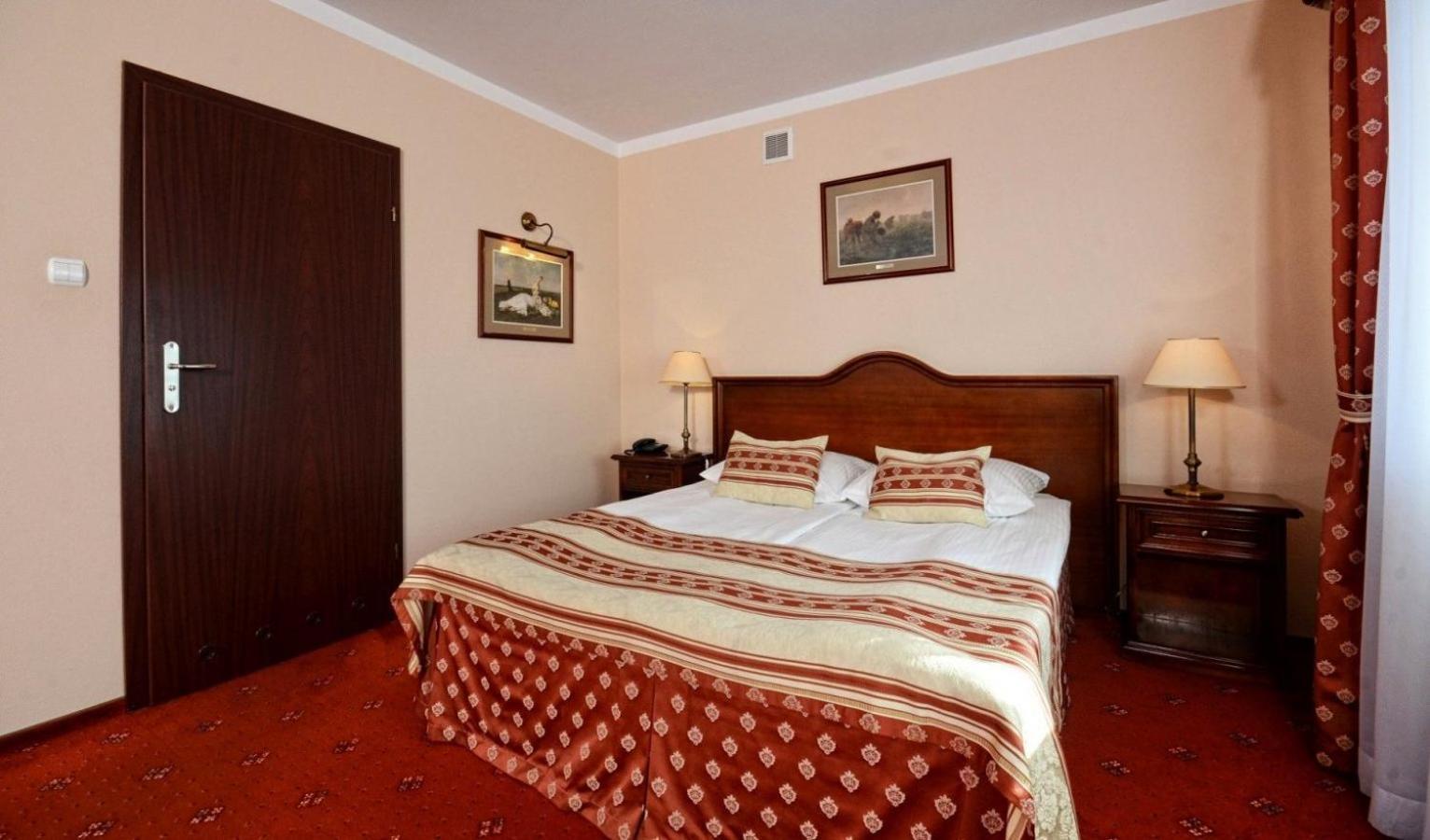 Hotel Zubrowka Spa & Wellness Białowieża Exterior foto